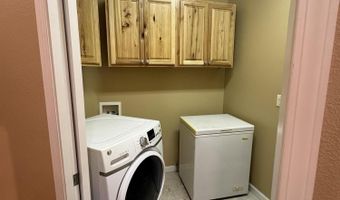 954 Iris Ln, Fernley, NV 89408