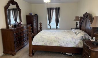 125 Homestead Ave, Avenel, NJ 07001