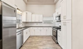 226 S First St, Benton, AR 72015