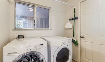 6820 Waterhen Cir, Las Vegas, NV 89108