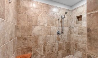 3561 GRAND MEADOWS Xing, Neenah, WI 54956