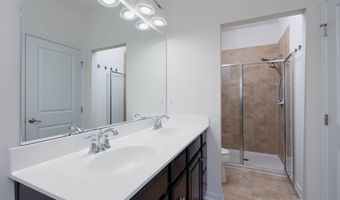 41686 MCMONAGLE Sq, Aldie, VA 20105