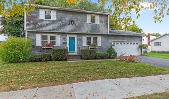 15 Blondin Cir, Burlington, VT 05408