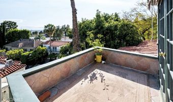 2174 Beachwood, Los Angeles, CA 90068