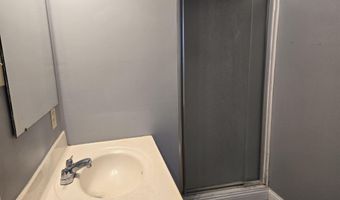 909 W 4th St, Bicknell, IN 47512