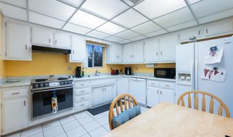 1880 Goldrush Rd, Bullhead City, AZ 86442