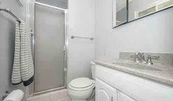 1597 Blueorchard Dr, Anderson Twp., OH 45230