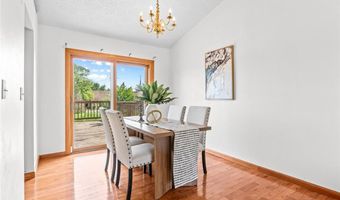 2718 Bryden, Alton, IL 62002