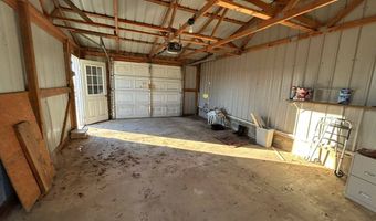 8731 Ottawa Rd, Altoona, KS 66710