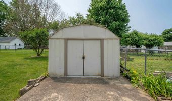 602 W ADAMS St, Abingdon, IL 61410