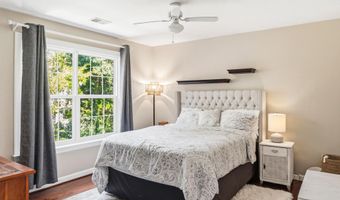 43276 JOHN DANFORTH Ct, Ashburn, VA 20147