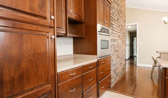 725 Oak Grove Rd, Benton, TN 37307