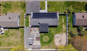 31 Darling St, Acushnet, MA 02743