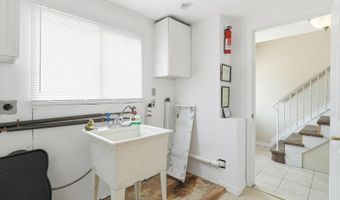 199 Avenue A, Bayonne, NJ 07002