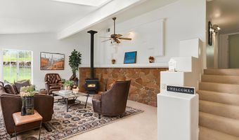 706 SHATTUCK St, Bisbee, AZ 85603
