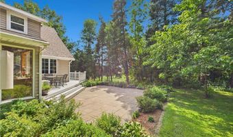 16714 Queens Rd, Avon, MN 56310