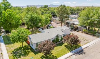 222 8th St, Carlin, NV 89822