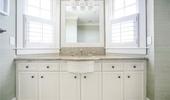19 Defenders Row 19, Newport, RI 02840