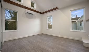 410 WEST St, Clayton, DE 19938