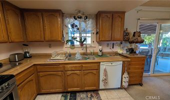 28210 Desert Vw, Apple Valley, CA 92308