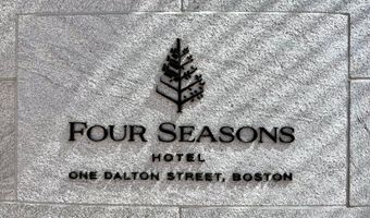 1 Dalton St 3108, Boston, MA 02115