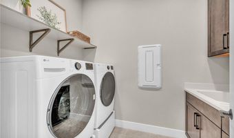 11127 ROLLING VISTA Dr, Las Vegas, NV 89135