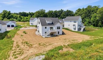 8 Robin Way 7, Chester, NH 03036