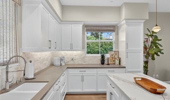 3918 W 242nd St, Torrance, CA 90505
