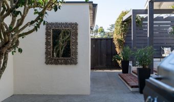 221 Highland Dr, Aptos, CA 95003