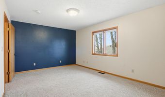 407 Summit St, Belle Fourche, SD 57717
