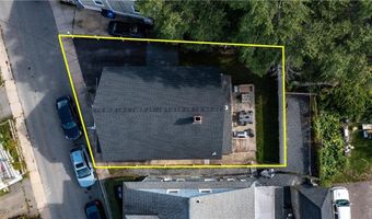 5 Gardiner St, Newport, RI 02840