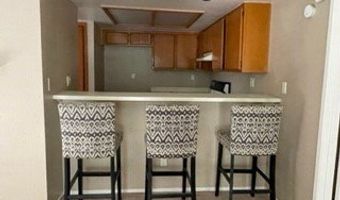 3595 W Greentree Cir B, Anaheim, CA 92804