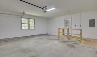 10 Deerwood Dr, Aiken, SC 29803