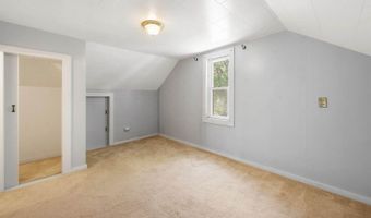 164 7th St, Bangor, ME 04401