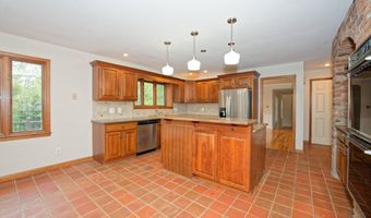 14 Birch Hill Rd, Albany, NY 12211