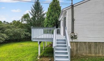 1842 Glacier Dr, Blakeslee, PA 18610