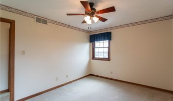 128 Moffett Run Rd, Aliquippa, PA 15001