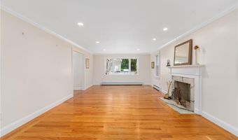 120 Fox Run, East Greenwich, RI 02818