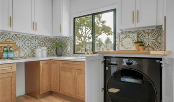 3521 60th St W, Los Angeles, CA 90043