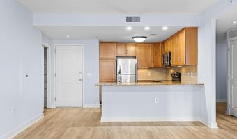 888 N QUINCY St 1411, Arlington, VA 22203