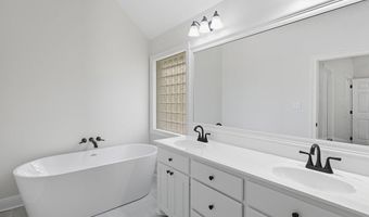 231 Greensview Dr, Brandon, MS 39047