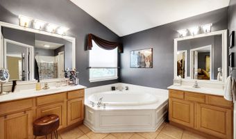 480 Brookside Ave, Algonquin, IL 60102