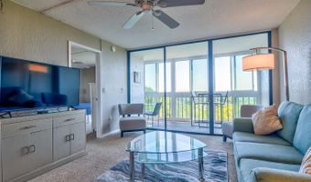 900 COVE CAY Dr 5A, Clearwater, FL 33760