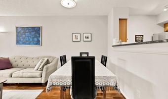 1024 N UTAH St 616, Arlington, VA 22201