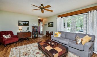 1002 SE 8th St, Ankeny, IA 50021