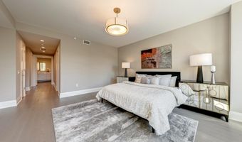 310 STRAND St 304, Alexandria, VA 22314