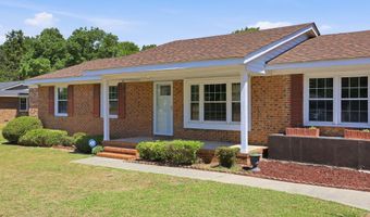 122 Forest Dr, Aberdeen, NC 28315
