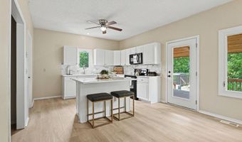 4260 N Rushwood Ct, Bel Aire, KS 67226