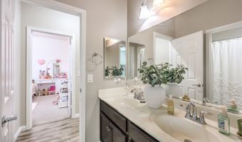 913 Estes Cove Ave, Henderson, NV 89012