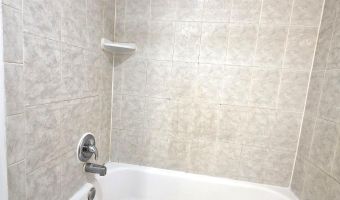 3376 WOODBURN Rd, Annandale, VA 22003